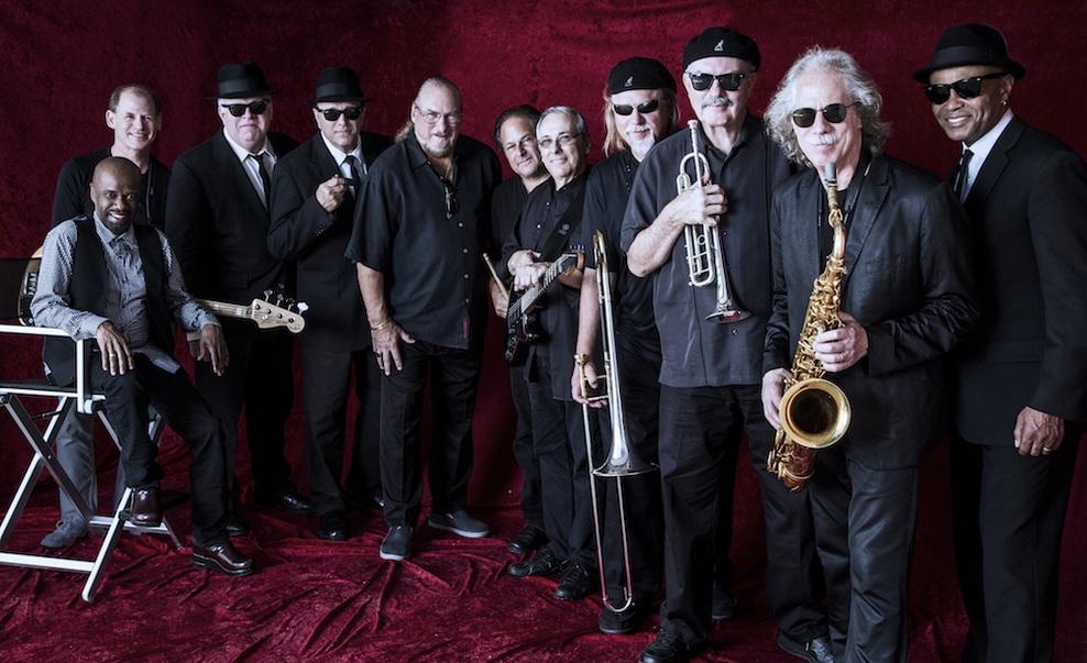 The Original Blues Brothers Band: Pripravite sončna očala za blues letošnje pomladi! (foto: Profimedia)