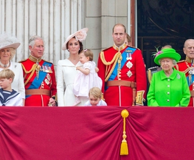 Angleška kraljeva družina ima Whatsapp skupino. Uganite, o čem teče beseda!