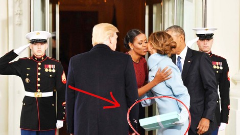 Michelle Obama je končno razkrila, kaj se je skrivalo v razvpiti Tiffany škatli!