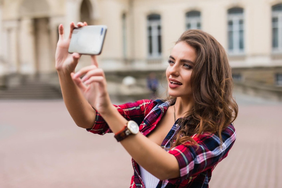 Pozor, Instagram testira novo funkcijo! Bomo od sedaj lahko videli, kdo je naredil screenshot naše fotografije? (foto: Profimedia)