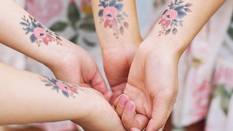 Odišavljeni začasni tatuji so najbolj priljubljen lepotni trend ta hip!