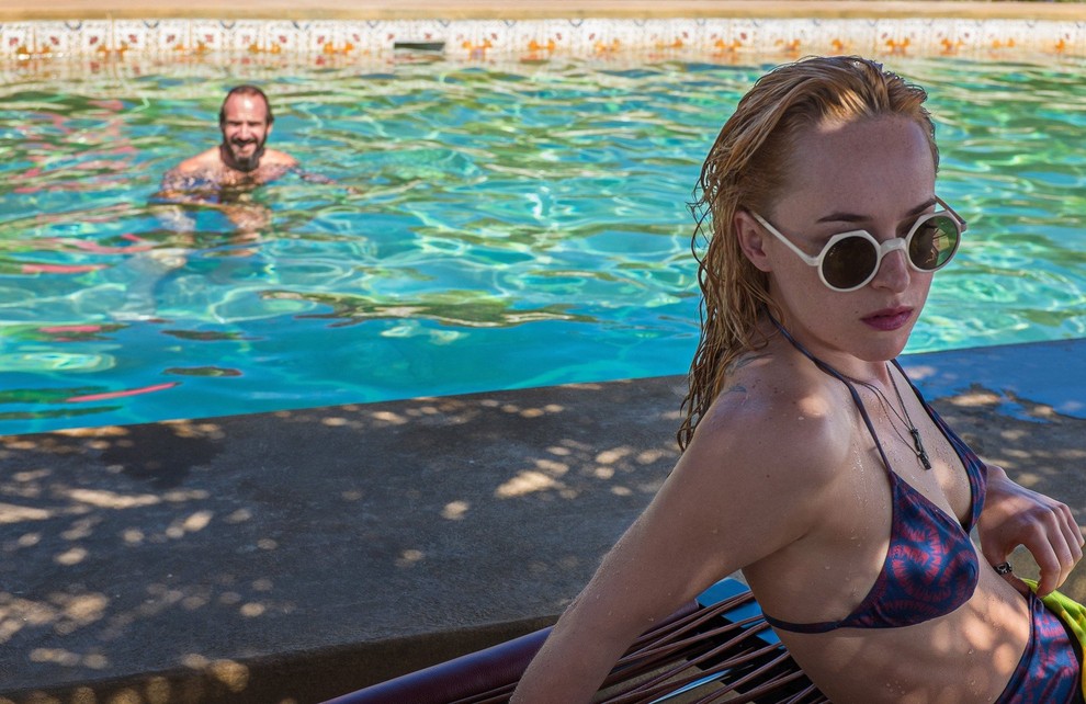 A Bigger Splash Svetovno znana rock-zvezdnica Marianne Lane (Tilda Swinton) in njen čedni, mlajši fant Paul se odpravita na počitnice …