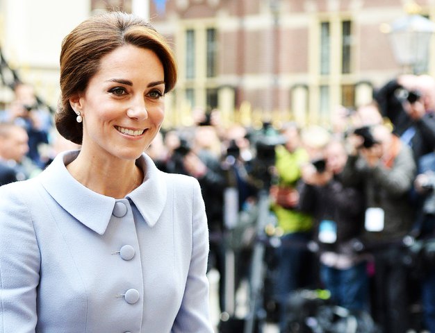 Ste vedeli, da ima Kate Middleton poleg sestre Pippe še brata Jamesa? Poglejte, kako dobro izgleda ...