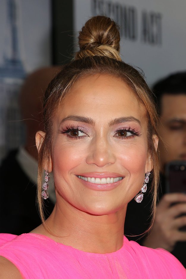 Ste videli modni stajling Jennifer Lopez, o katerem govorijo vsi? - Foto: Profimedia