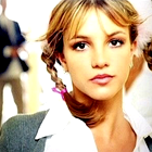 20 let albuma Britney Spears: Se spomnite vseh stajlingov iz videospota ... Baby One More Time?