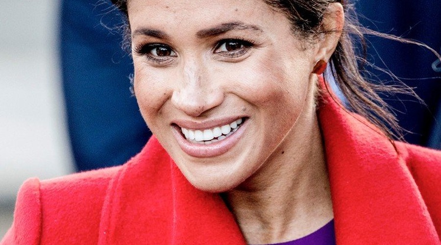 Obleka iz H&M, ki jo je nosila Meghan Markle, je v Sloveniji še vedno na voljo (foto: Profimedia)