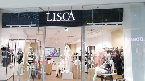 Poglejte, katera znana Slovenka se je mudila na otvoritvi nove trgovine Lisca