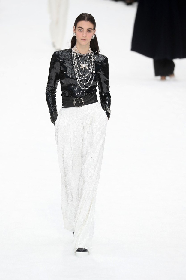 Oglejte si poslednjo kolekcijo Karla Lagerfelda za Chanel