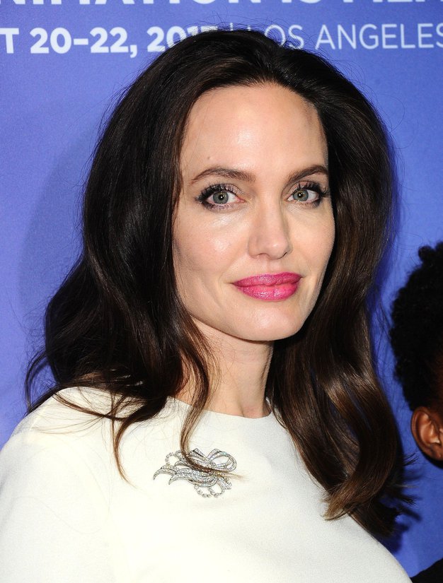 To je modni kos, ki ga neprestano nosi Angelina Jolie - Foto: Profimedia