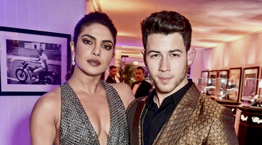 Priyanka in Nick Jonas sta obiskala kraljevega dojenčka Archija in mu podarila to trendi darilo (foto: Profimedia, Tiffany & Co.)