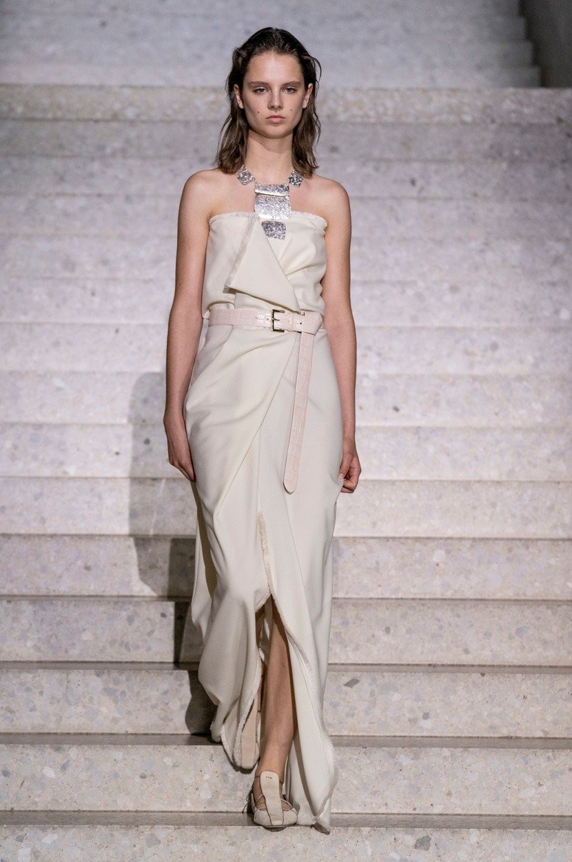 Oglejte si najlepše kreacije z modne revije resort Max Mara