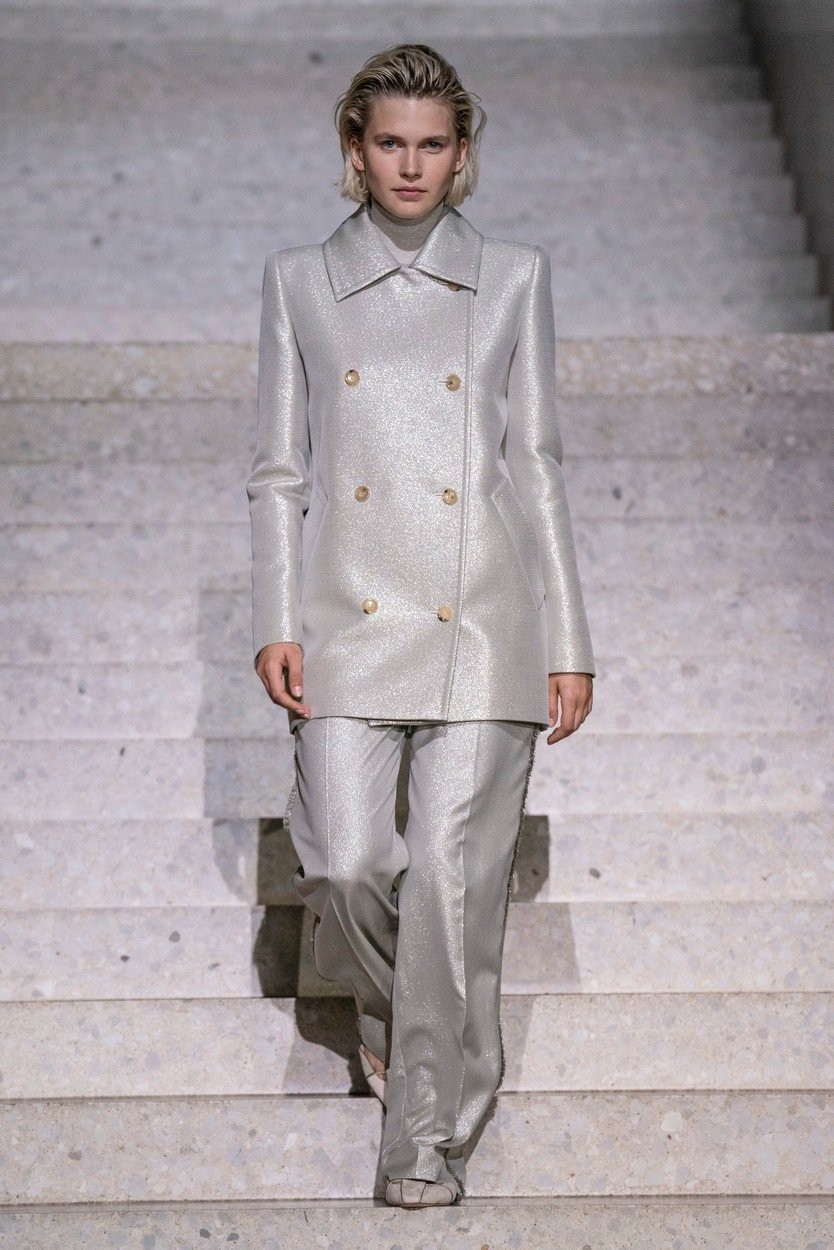 Oglejte si najlepše kreacije z modne revije resort Max Mara