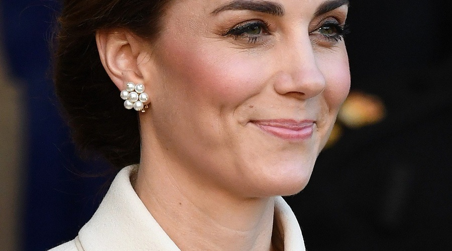 Uau! Poglejte, kako lep plašč je pravkar oblekla Kate Middleton (foto: Profimedia)