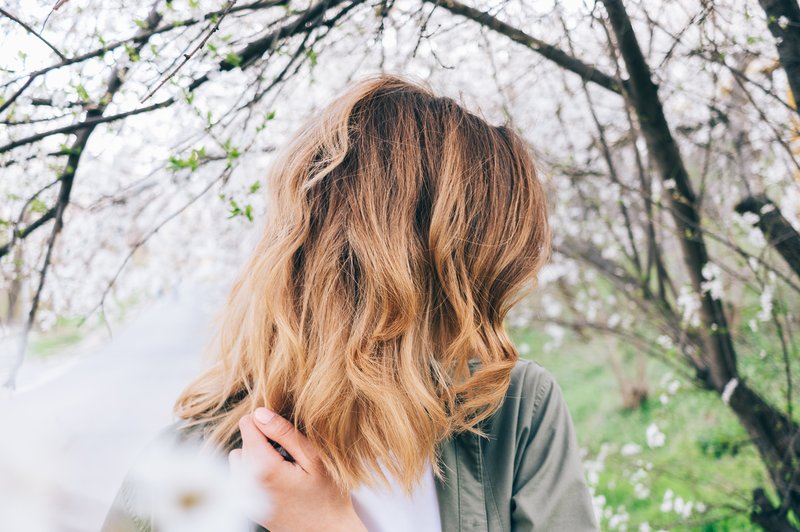 Top nasveti, kako bomo to poletje nosili dolge lase (foto: Shutterstock)