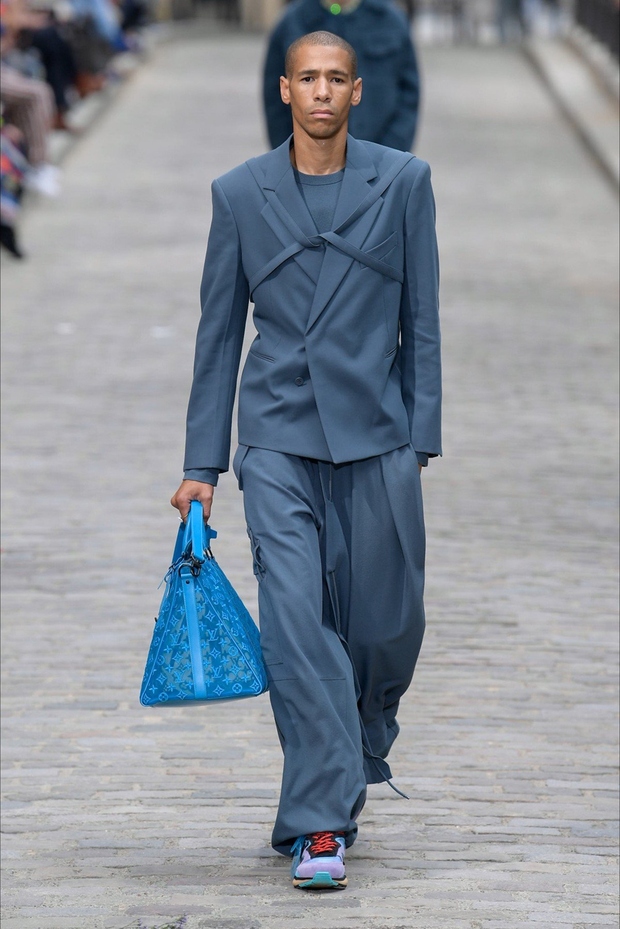 Izbrali smo najlepše kreacije z modne revije Louis Vuitton