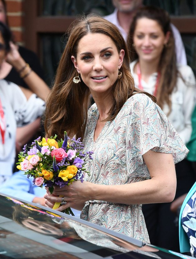 Kate Middleton je izbrala popoln stajling za poletno vročino - Foto: Profmedia
