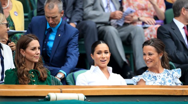 Meghan in Kate sta danes skupaj obiskali Wimbledon! Katera je nosila lepšo obleko?