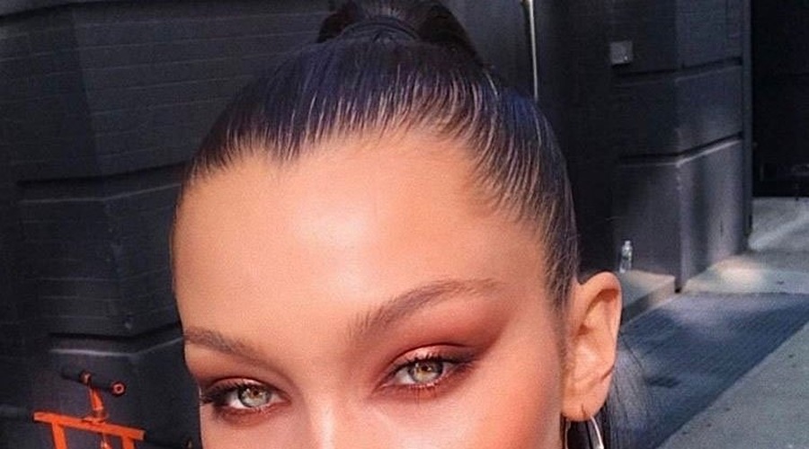 So grde superge 'out'? Bella Hadid sedaj nosi ta model! (foto: Profimedia)