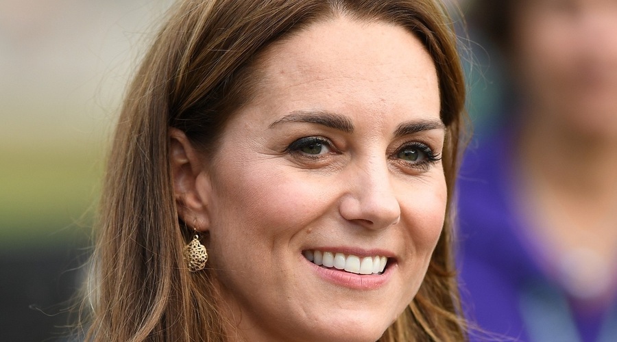 Kate Middleton nas je v zadnjem tednu navdušila kar v dveh stajlingih (foto: Profimedia)