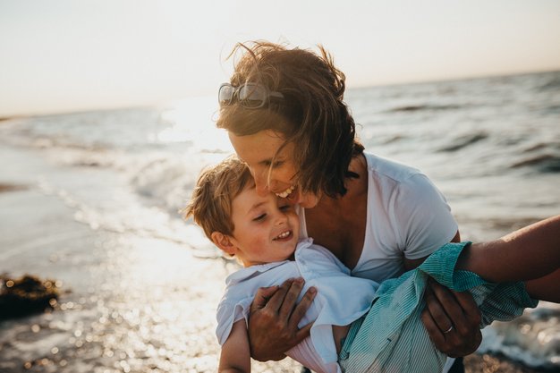 Ženske, rojene v teh znamenjih, so najbolj zabavne tete - Foto: Unsplash/ Xavier Mouton Photographie