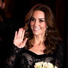 Kate Middleton je blestela v čudoviti prosojni obleki