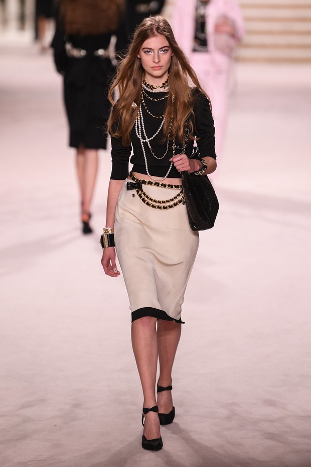 Oglejte si najlepše kreacije z modne revije Chanel