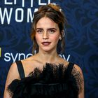 Uau! Emma Watson je blestela v prelepi črni obleki
