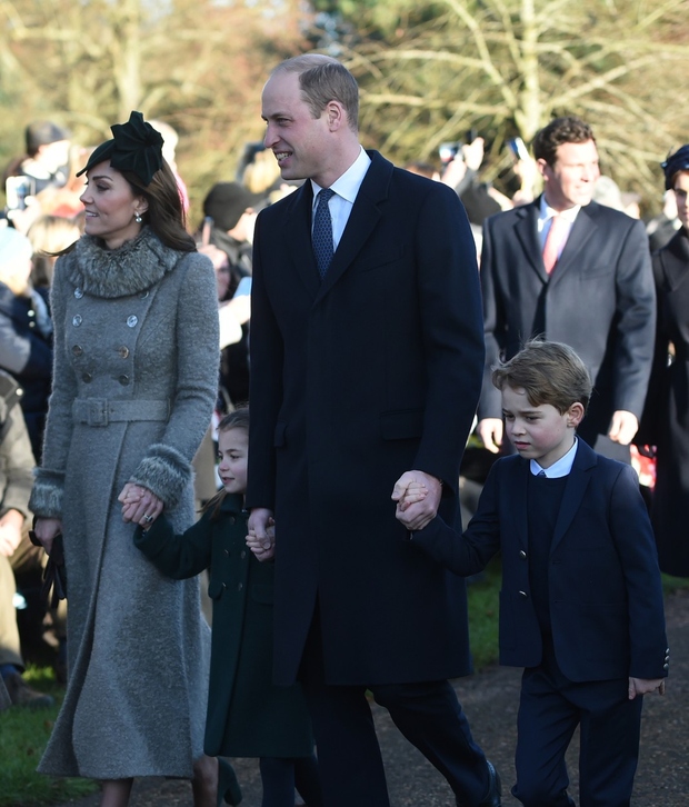 Kate Middleton nas je očarala z božičnim stajlingom