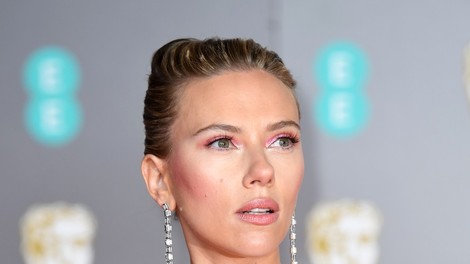 Zaljubili smo se v obleko Scarlett Johansson, ki jo je nosila na podelitvi nagrad bafta