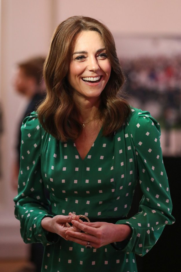 Kate Middleton med karanteno nosi ta pulover iz Zare - Foto: Profimedia