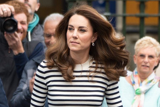 Kate Middleton črtasta majica