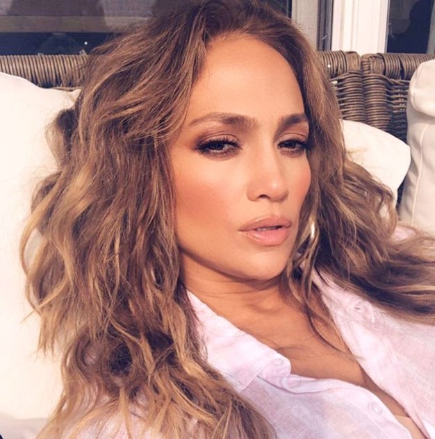 Obožujemo jesensko manikiro Jennifer Lopez - Foto: Profimedia