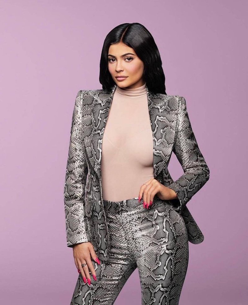 Forbes je Kylie Jenner odvzel naziv miljarderke in jo obtožil "mreže laži" (foto: Profimediaa)