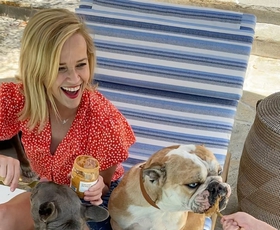 Zaljubili smo se v preprost 'piknik stajling' Reese Witherspoon