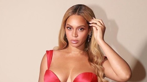 Beyoncé je na podelitvi nagrad BET nosila čudovit stajling
