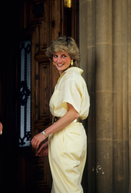 Princesa Diana bi danes praznovala 60. rojstni dan! Oglejte si njene najbolj ikonične poletne fotografije