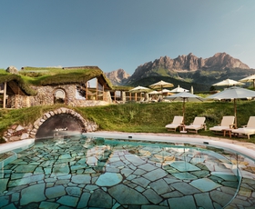 Bio-hotel Stanglwirt: Raziščite pravljično Tirolsko