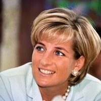 Bizarna zgodba o domnevni hčerki princese Diane: Sarah se je rodila pred Williamom, podobnost pa je neverjetna
