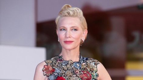 Cate Blanchett nas je v Benetkah navdušila s čudovitimi trajnostnimi stajlingi