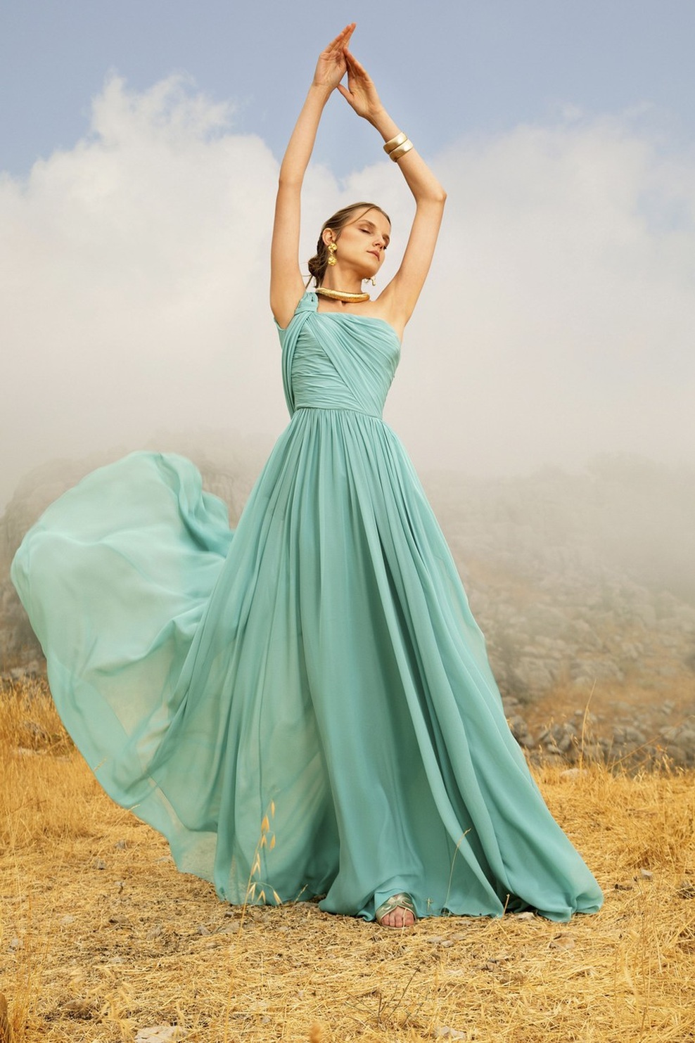 Oglejte si najlepše kreacije z modne revije Elie Saab