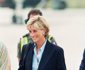 Diana je rada nosila klasično francosko manikiro - tako kot veliko žensk v 90. letih, v desetletju, ko je kombinacija bele konice in rožnate podlage postala tako priljubljena.