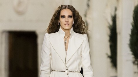 Poglejte, kako nositi največji trend iz 80-ih kot na modni reviji Chanel