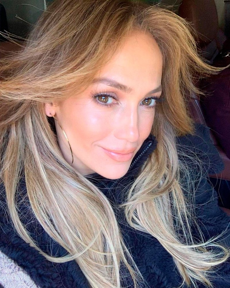 Jennifer Lopez nas je popolnoma osupnila v čudovitih zelenih kopalkah. Videti je izjemno! (foto: Profimedia)