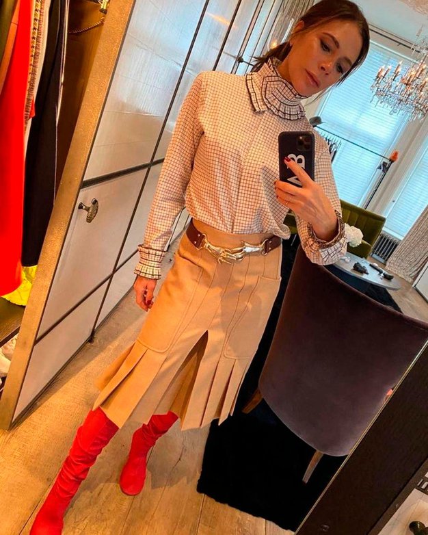 Victoria Beckham pravkar nosila svojo najljubšo modno kombinacijo. Želeli jo boste posnemati - Foto: Profimedia