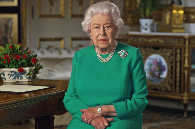 Poglejte, kaj je kraljica Elizabeta II. odgovorila Meghan Markle in princu Harryju po številnih obtožbah - Foto: Profimedia