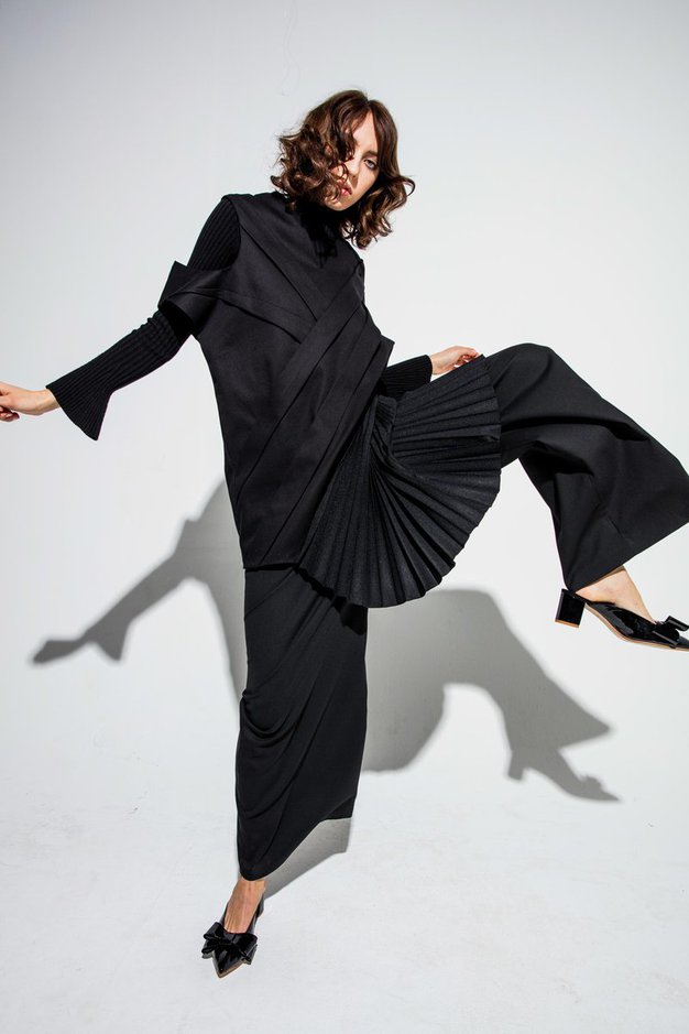 Dobrodelna dražba malih črnih oblek slovenskih oblikovalcev: sedaj imate lahko čisto svojo unikatno dizajnersko obleko - Foto: Mima