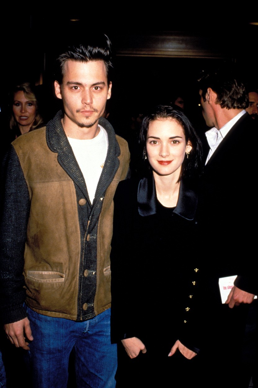 Winona Ryder in Johnny Depp Začela sta hoditi leta 1989, se zaročila le nekaj mesecov kasneje in se razšla leta …