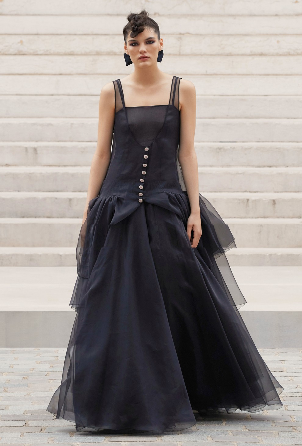 Oglejte si najlepše videze z modne revije Chanel Haute Couture jesen/zima 2021/22