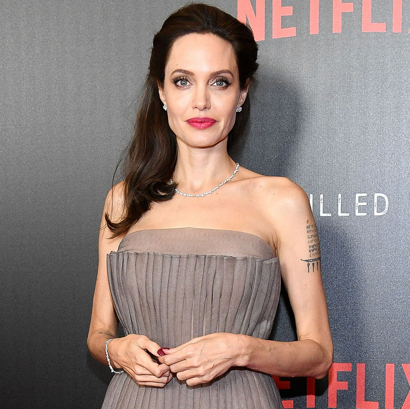 Angelina Jolie nosila popoln jesenski stajling za vse ženske nad 50 let (foto: Profimedia)