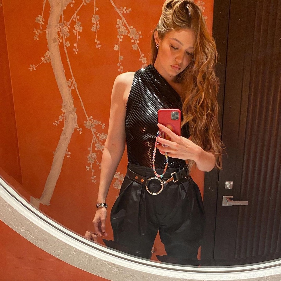 Gigi Hadid ima novo barvo las - vsem najljubši odtenek jeseni (foto: Profimedia)